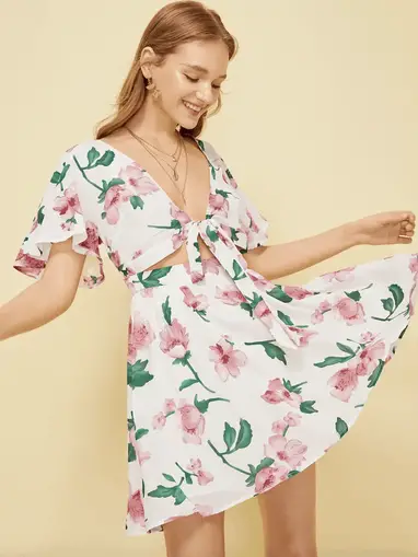 35+ Amalfi Coast Outfits and Positano Italy Dresses for Your Vacay