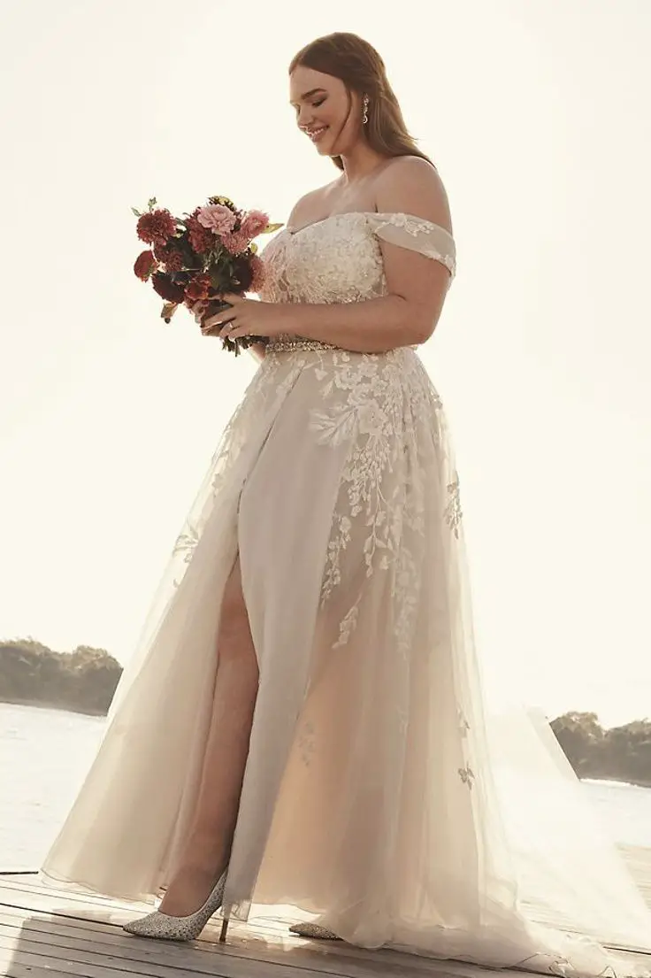 Best Wedding Dresses for Curvy Figures Plus Size Wedding Dress Lace Galina Signature Davids Bridal 2