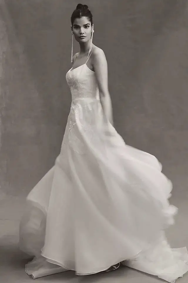 Elopement Wedding Dress Ideas Bridal Dresses for Eloping Jenny Yoo Abernathy Gown 2