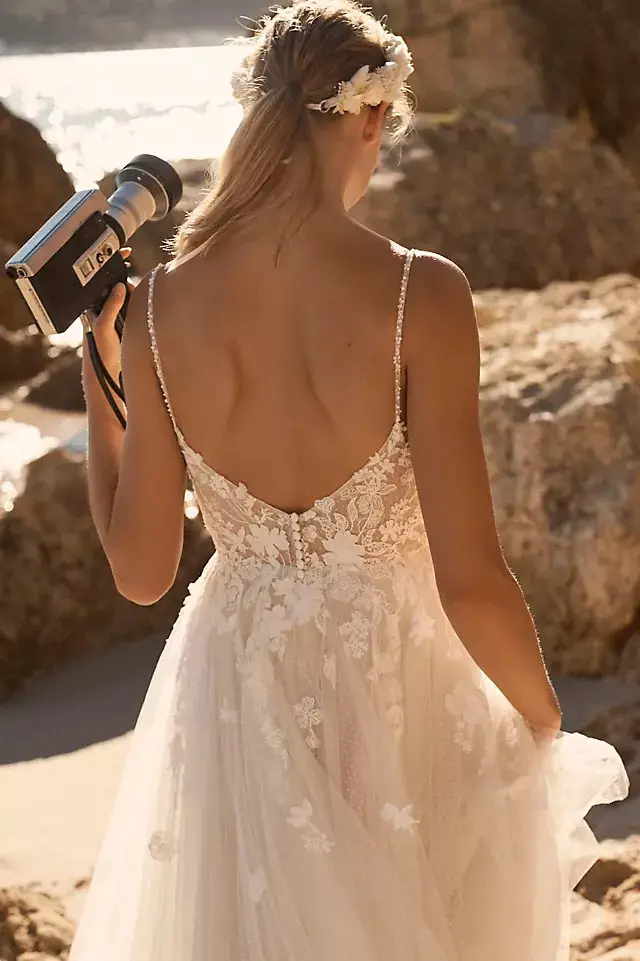 Elopement Wedding Dress Ideas Bridal Dresses for Eloping Watters Whitney Gown 3