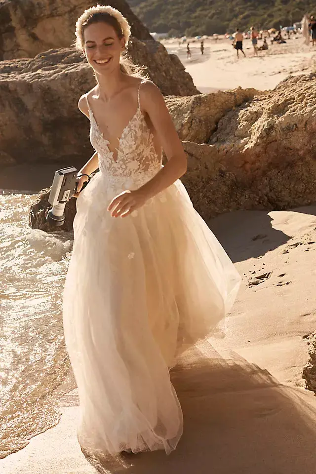 Elopement Wedding Dress Ideas Bridal Dresses for Eloping Watters Whitney Gown