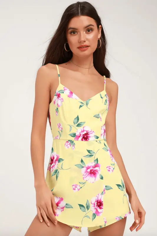 20 Cutest Honeymoon Playsuits | Summer Vacation Romper Outfits Beach