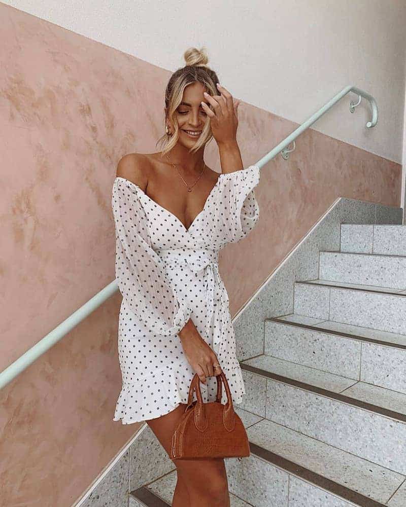 Perfect Summer Outfits for the Beach White Polka Dot Dress Sun Dresses 2