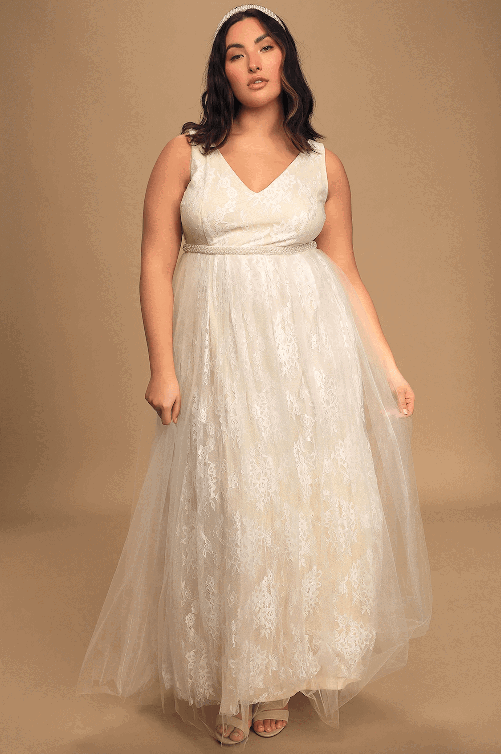 Plus Size Wedding Dresses with Sleeves Online Cheap Curvy Brides Lace Backless Dress Lulus