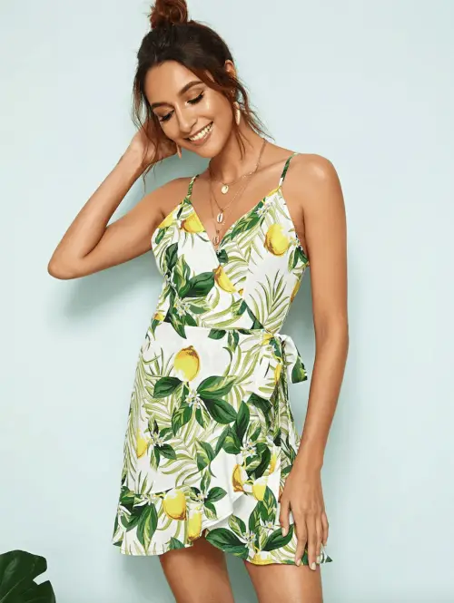 35+ Amalfi Coast Outfits and Positano Italy Dresses for Your Vacay