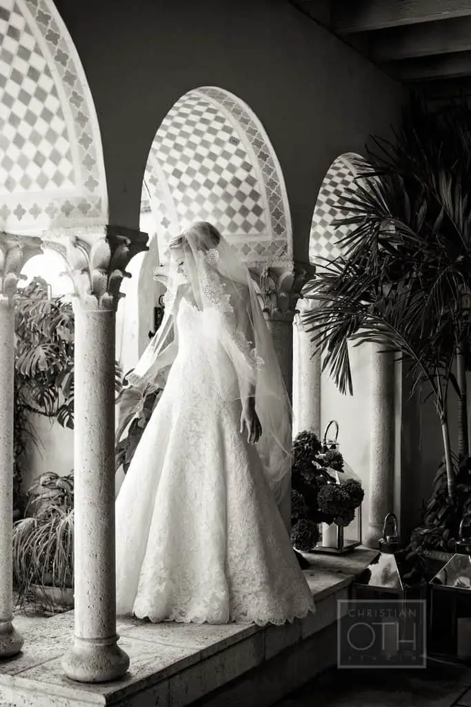 Vera Wang Wedding Dress and Bridal Gown Under $1500 Jessica Simpson Wedding Dresses