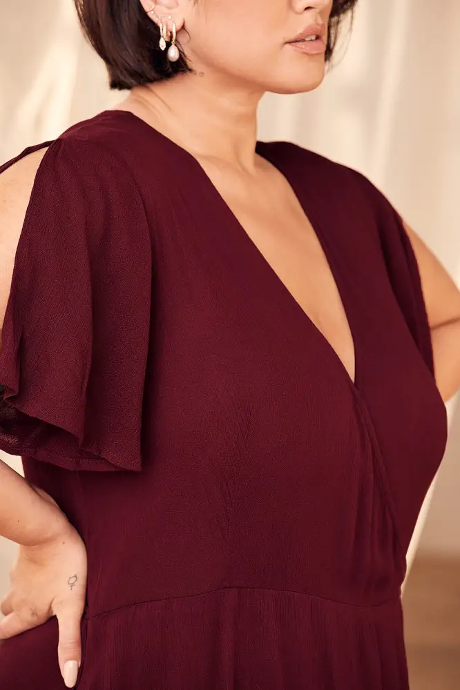Wedding Guest Outfits for Curvy Ladies Burgundy Wrap Maxi Dress