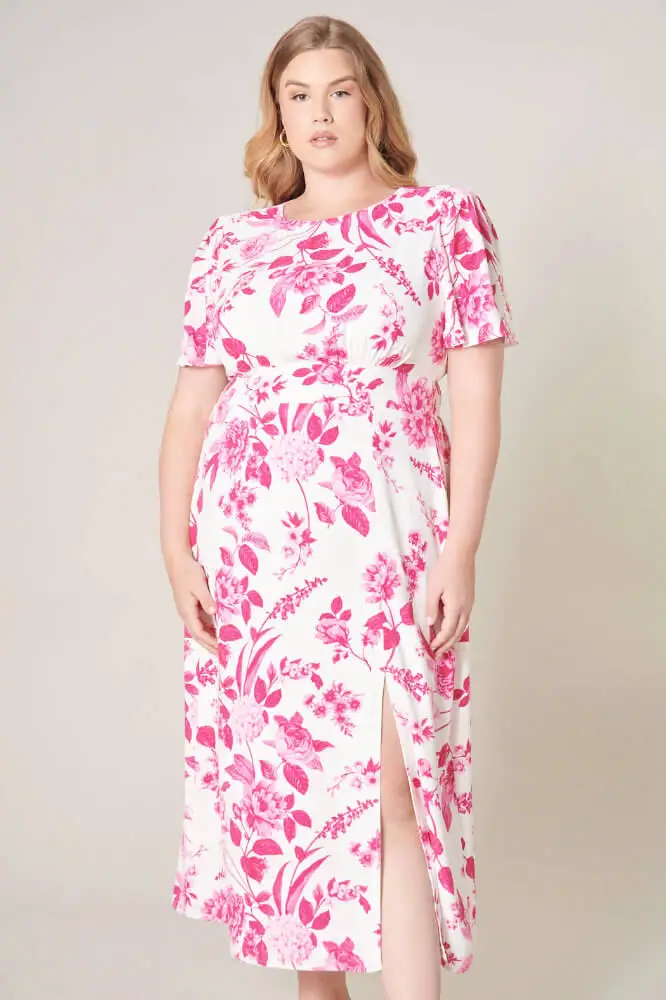 Wedding Guest Outfits for Curvy Ladies What to Wear to A Wedding If You Are Plus Size Clarice Bloom Floral Split Dress 3