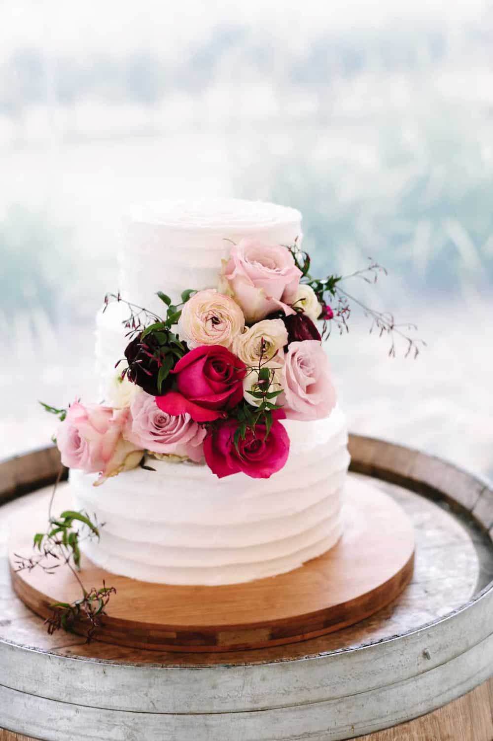 White Wedding Cake Pink Rose Cakes Southern Highlands Weddings Inspiration